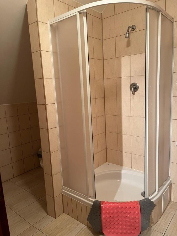 Penzion Serafin Ruzomberok Buitenkant foto